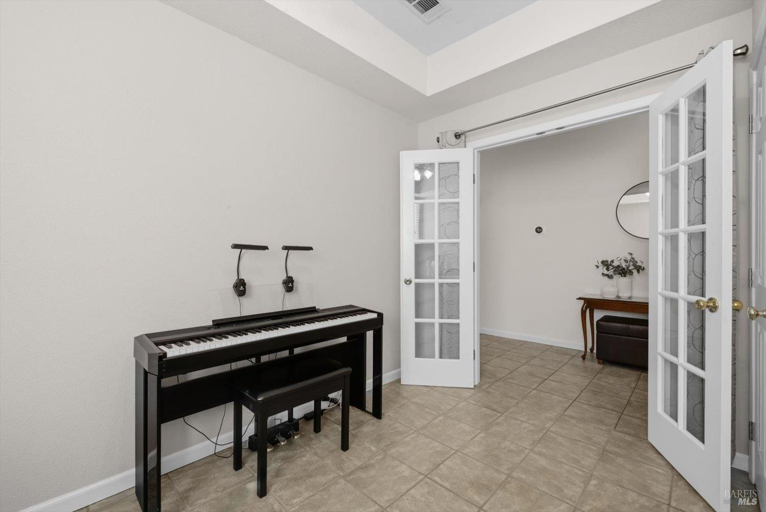 Detail Gallery Image 44 of 87 For 207 Laurelwood Way, Vacaville,  CA 95687 - 3 Beds | 2 Baths