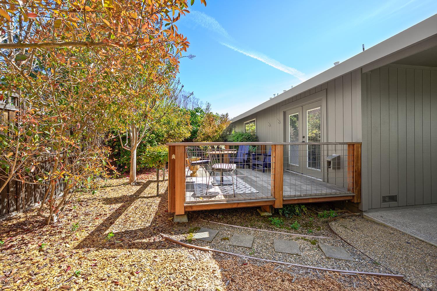 Detail Gallery Image 41 of 51 For 435 University St, Healdsburg,  CA 95448 - 4 Beds | 4 Baths