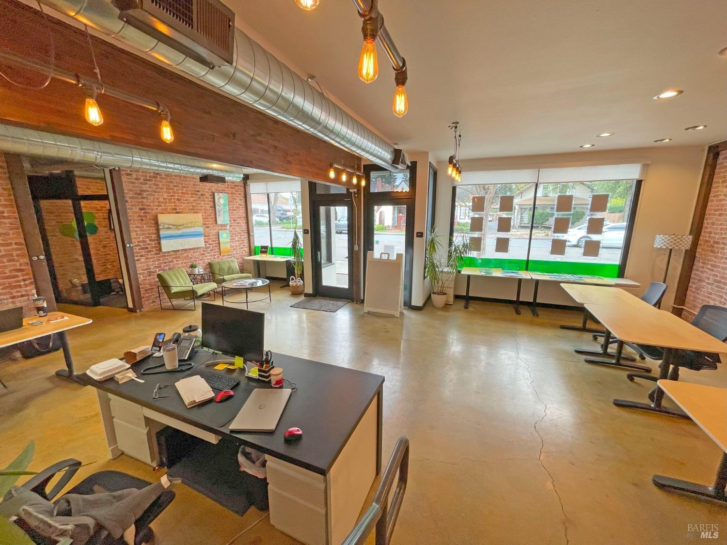 Detail Gallery Image 16 of 37 For 1617 4th St, Santa Rosa,  CA 95404 - – Beds | – Baths