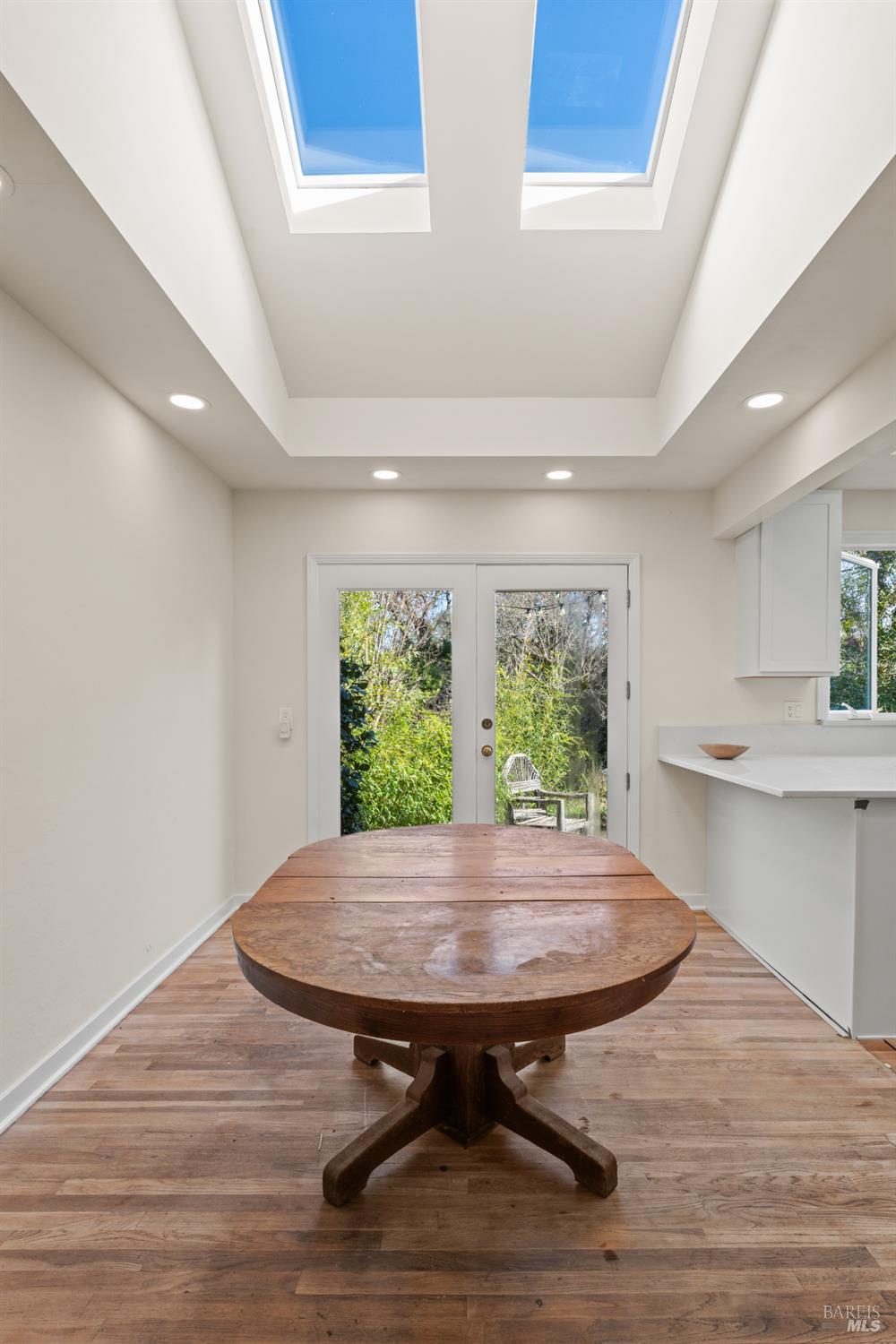 Detail Gallery Image 9 of 17 For 106 Gardens Ave, Ukiah,  CA 95482 - 2 Beds | 1 Baths