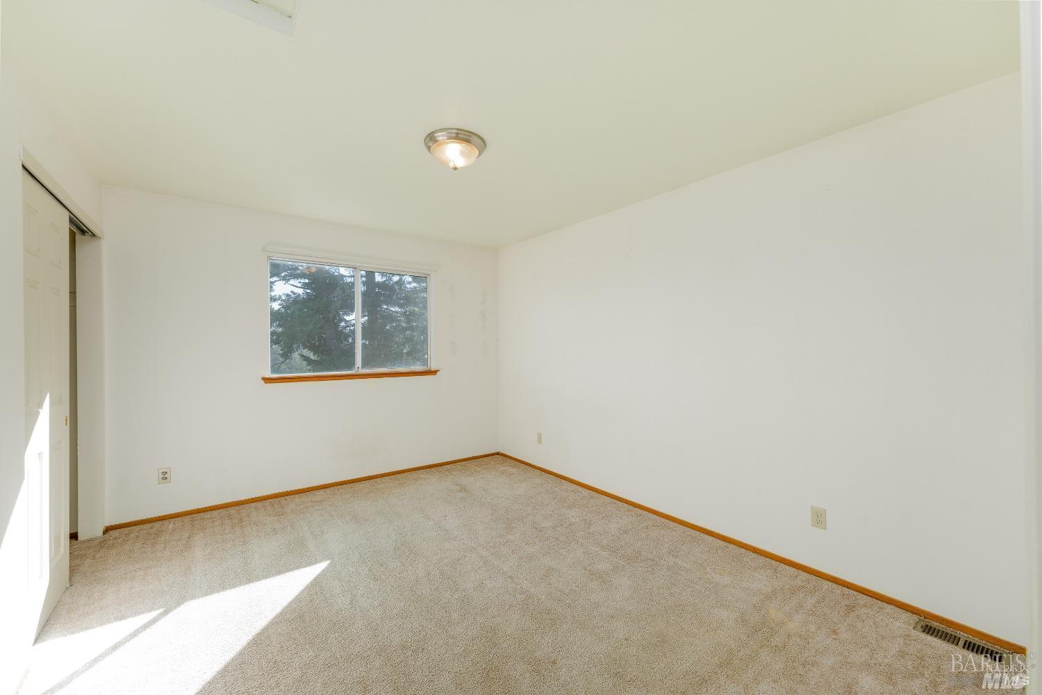 Detail Gallery Image 13 of 21 For 27841 Poppy Dr, Willits,  CA 95490 - 3 Beds | 2 Baths