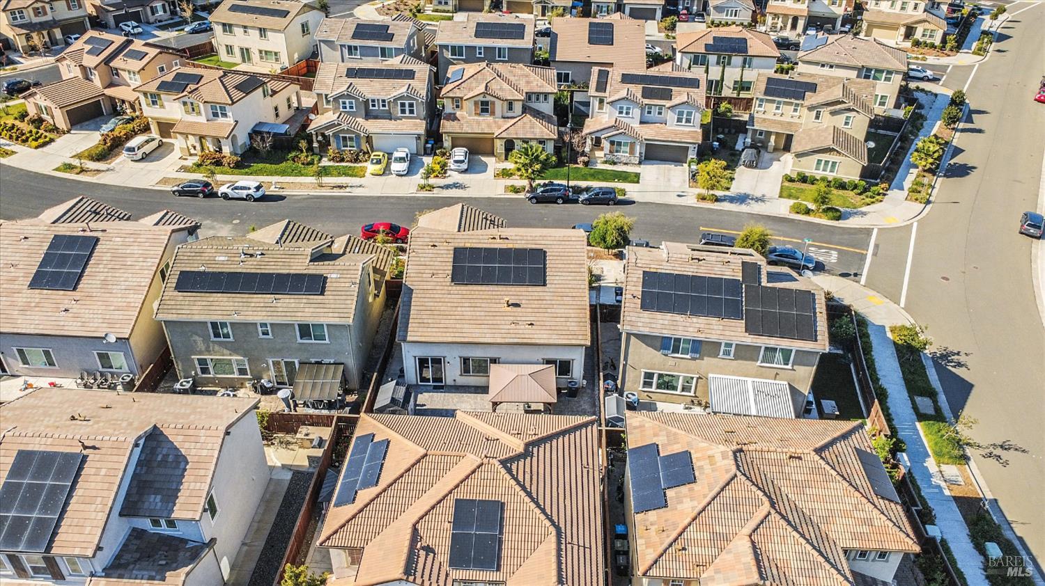 Detail Gallery Image 38 of 41 For 1417 Spur Ln, Fairfield,  CA 94533 - 4 Beds | 3 Baths