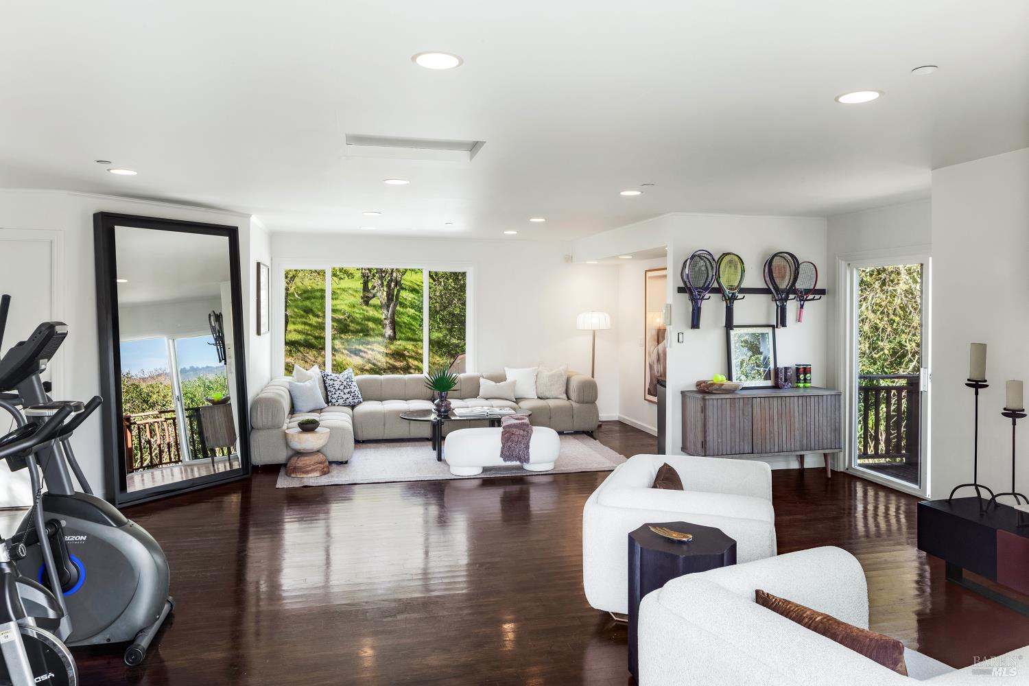 Detail Gallery Image 45 of 56 For 4377 Warm Springs Rd, Glen Ellen,  CA 95442 - 4 Beds | 8/2 Baths