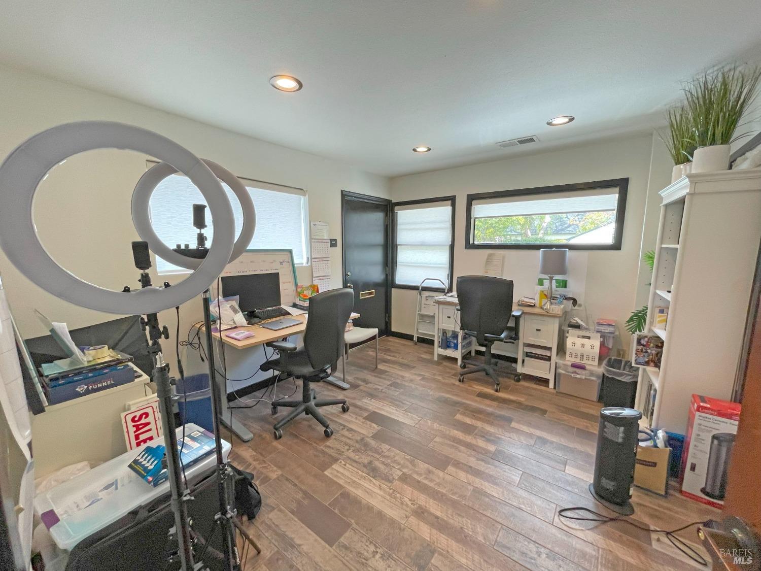 Detail Gallery Image 20 of 37 For 1617 4th St, Santa Rosa,  CA 95404 - – Beds | – Baths