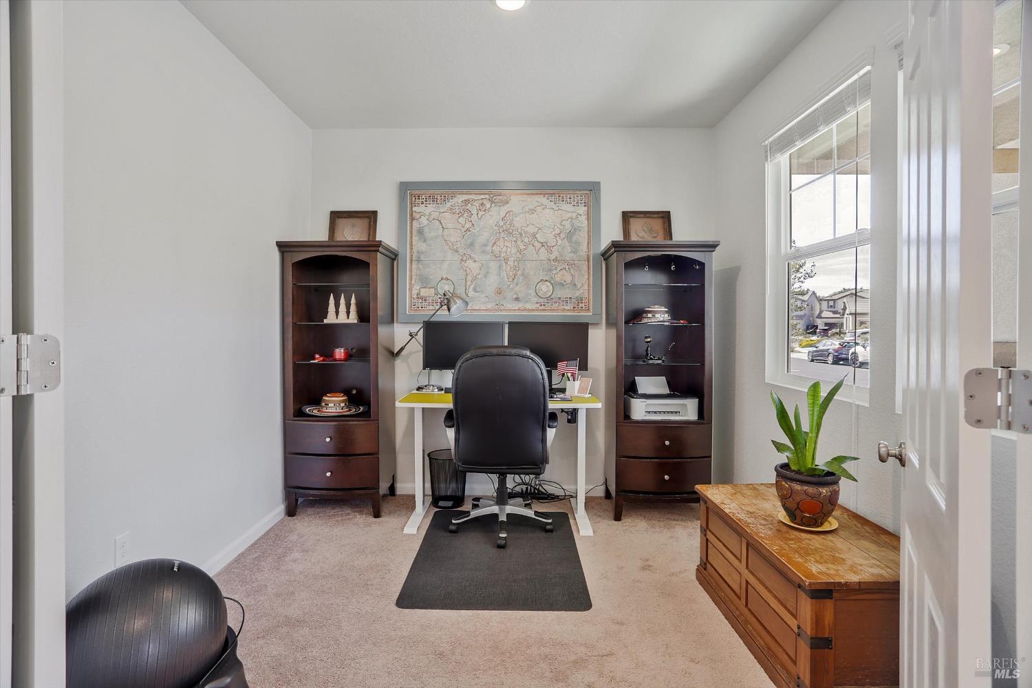 Detail Gallery Image 4 of 41 For 1417 Spur Ln, Fairfield,  CA 94533 - 4 Beds | 3 Baths