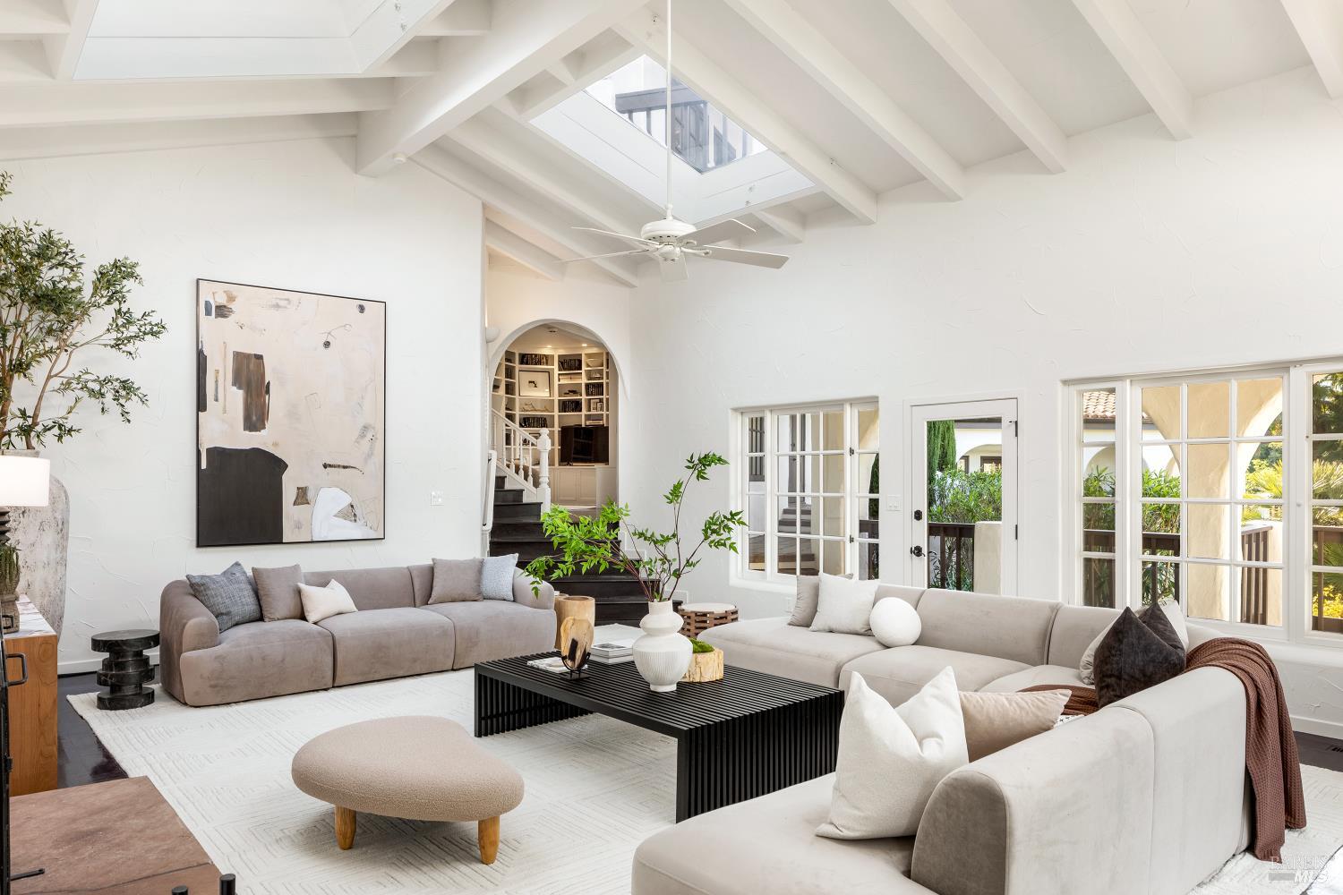 Detail Gallery Image 8 of 56 For 4377 Warm Springs Rd, Glen Ellen,  CA 95442 - 4 Beds | 8/2 Baths