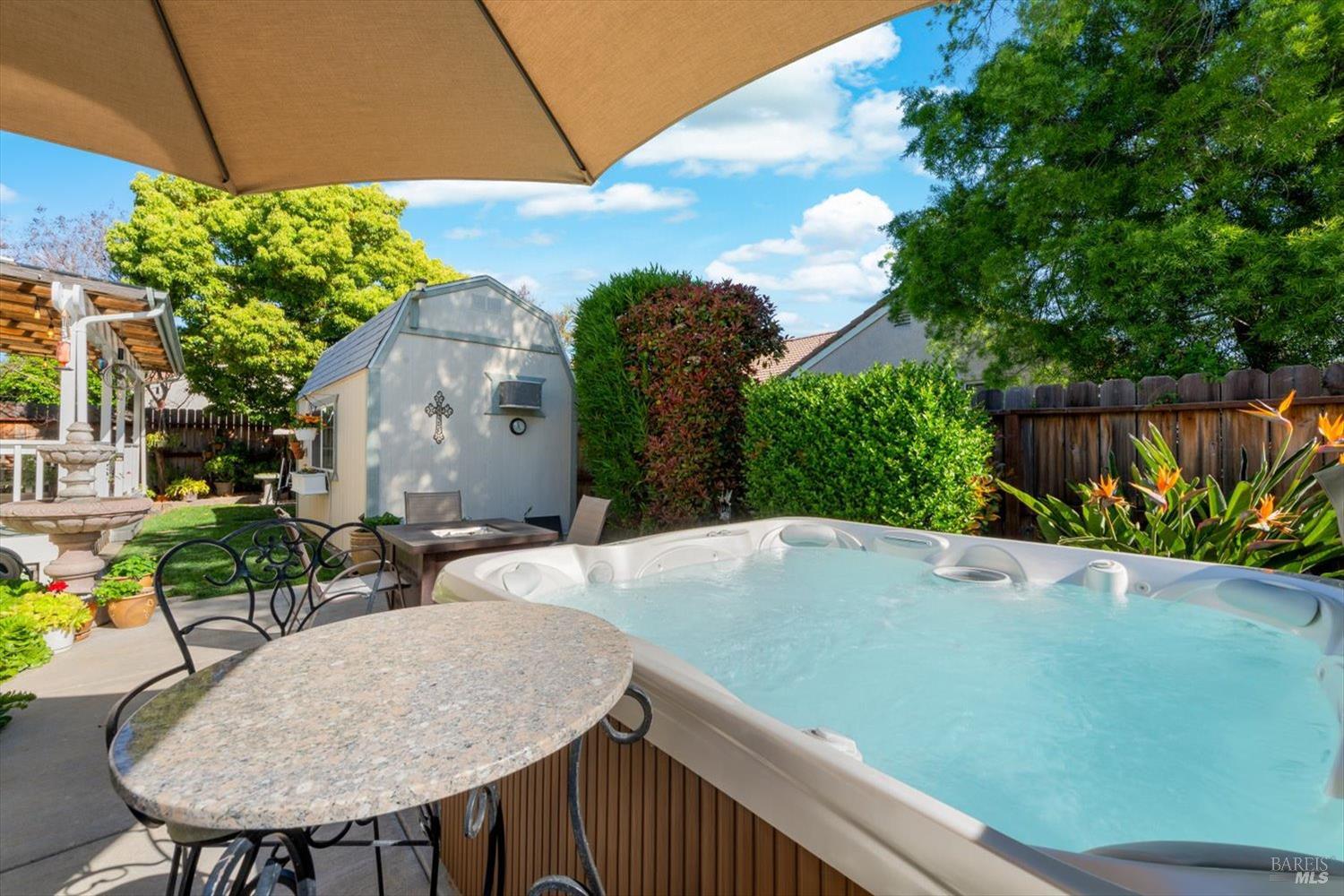 Detail Gallery Image 68 of 87 For 207 Laurelwood Way, Vacaville,  CA 95687 - 3 Beds | 2 Baths