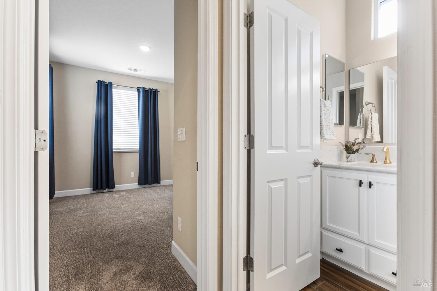 Detail Gallery Image 31 of 44 For 343 Silver Ridge Dr, Rio Vista,  CA 94571 - 2 Beds | 2 Baths