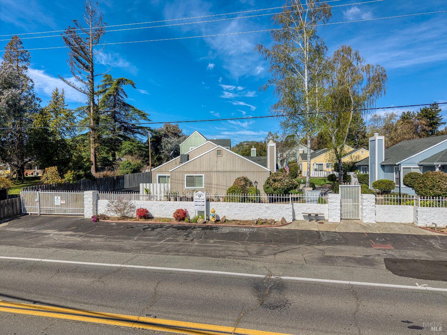 Detail Gallery Image 39 of 48 For 101 Marina Dr, Lakeport,  CA 95453 - 2 Beds | 1/1 Baths