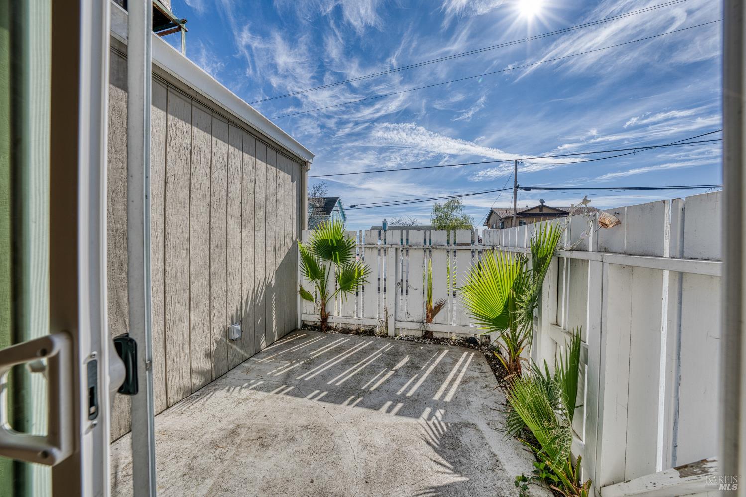 Detail Gallery Image 26 of 48 For 101 Marina Dr, Lakeport,  CA 95453 - 2 Beds | 1/1 Baths