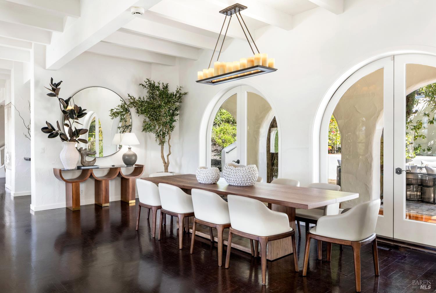 Detail Gallery Image 15 of 56 For 4377 Warm Springs Rd, Glen Ellen,  CA 95442 - 4 Beds | 8/2 Baths