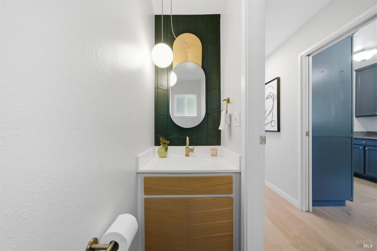 Detail Gallery Image 14 of 35 For 10 Professional Center Pkwy #1,  San Rafael,  CA 94903 - 2 Beds | 1/1 Baths