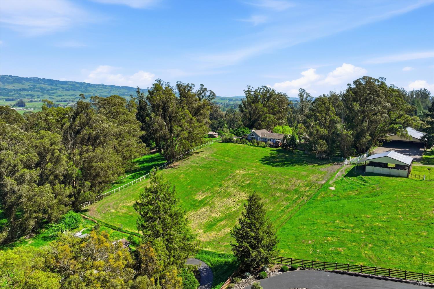 Detail Gallery Image 9 of 74 For 411 Highland Ave, Penngrove,  CA 94951 - 2 Beds | 1 Baths