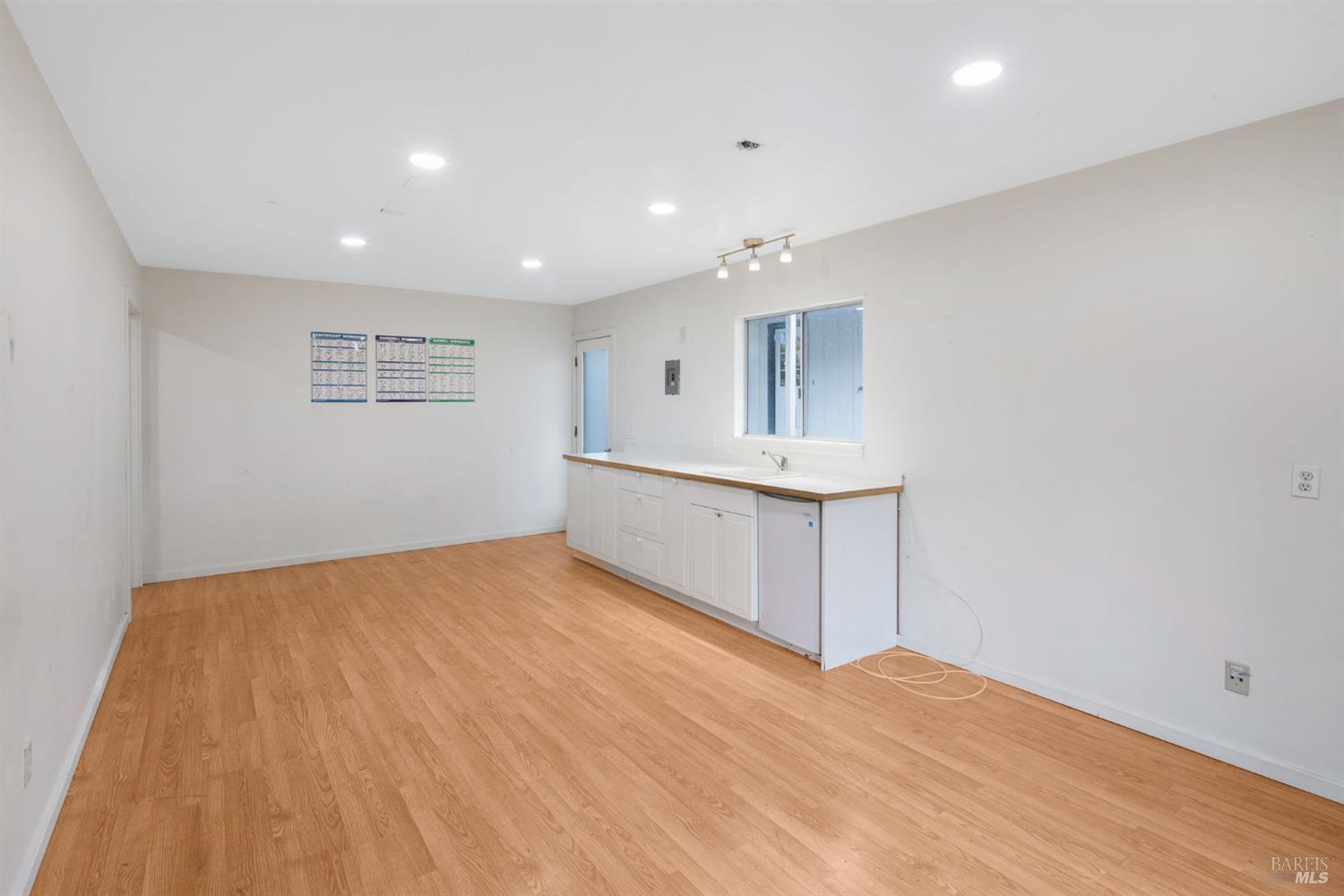 Detail Gallery Image 27 of 44 For 350 Newton Way, Angwin,  CA 94508 - 3 Beds | 2 Baths