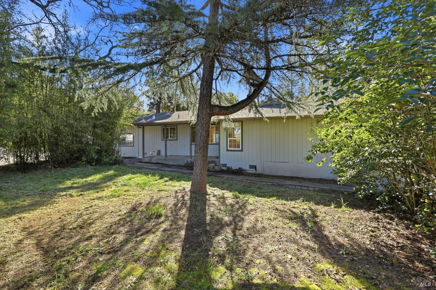 Detail Gallery Image 4 of 95 For 4305 Petaluma Hill Rd, Santa Rosa,  CA 95404 - 3 Beds | 2 Baths