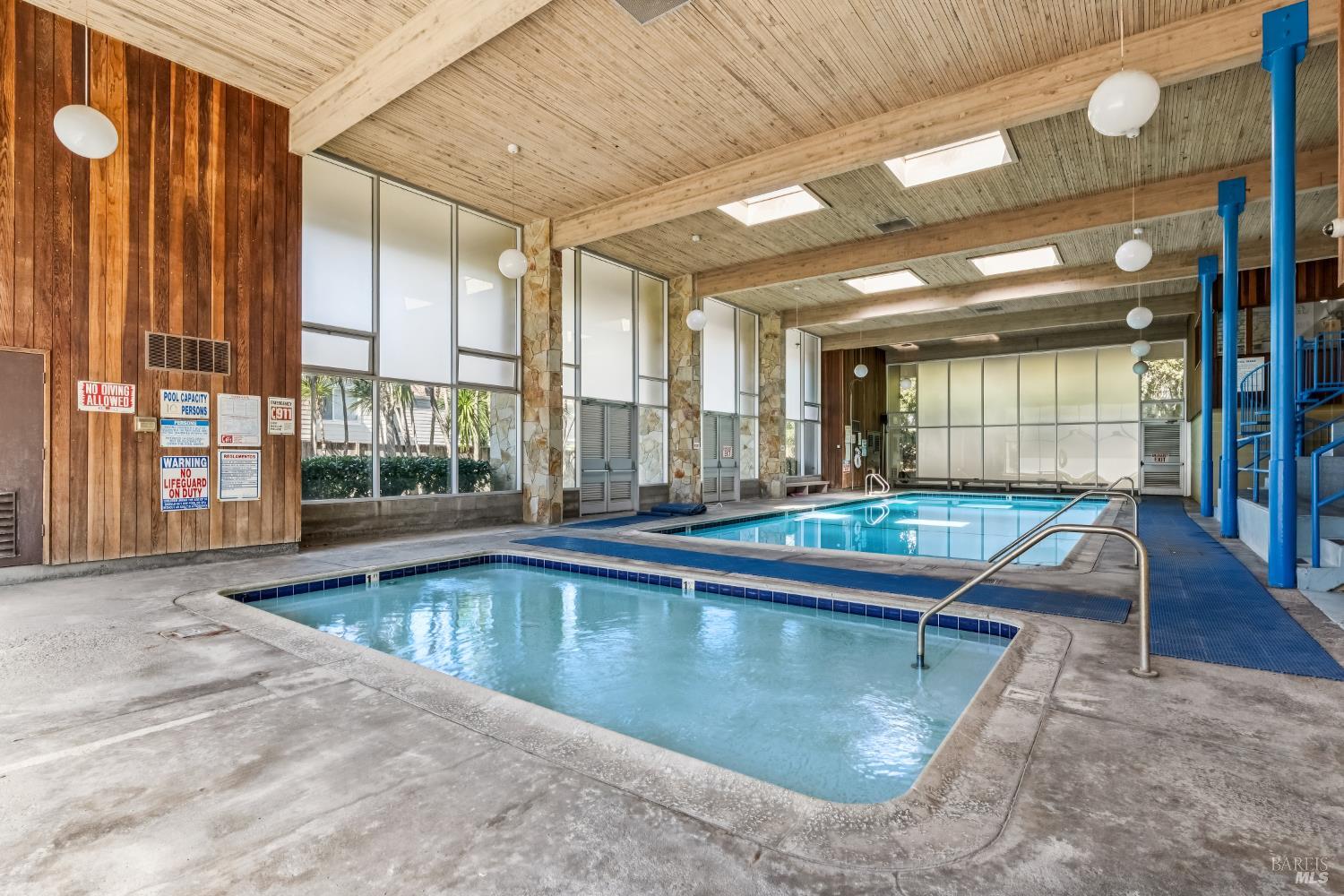 Detail Gallery Image 40 of 45 For 125 Mariner Green Ct, Corte Madera,  CA 94925 - 4 Beds | 2/1 Baths