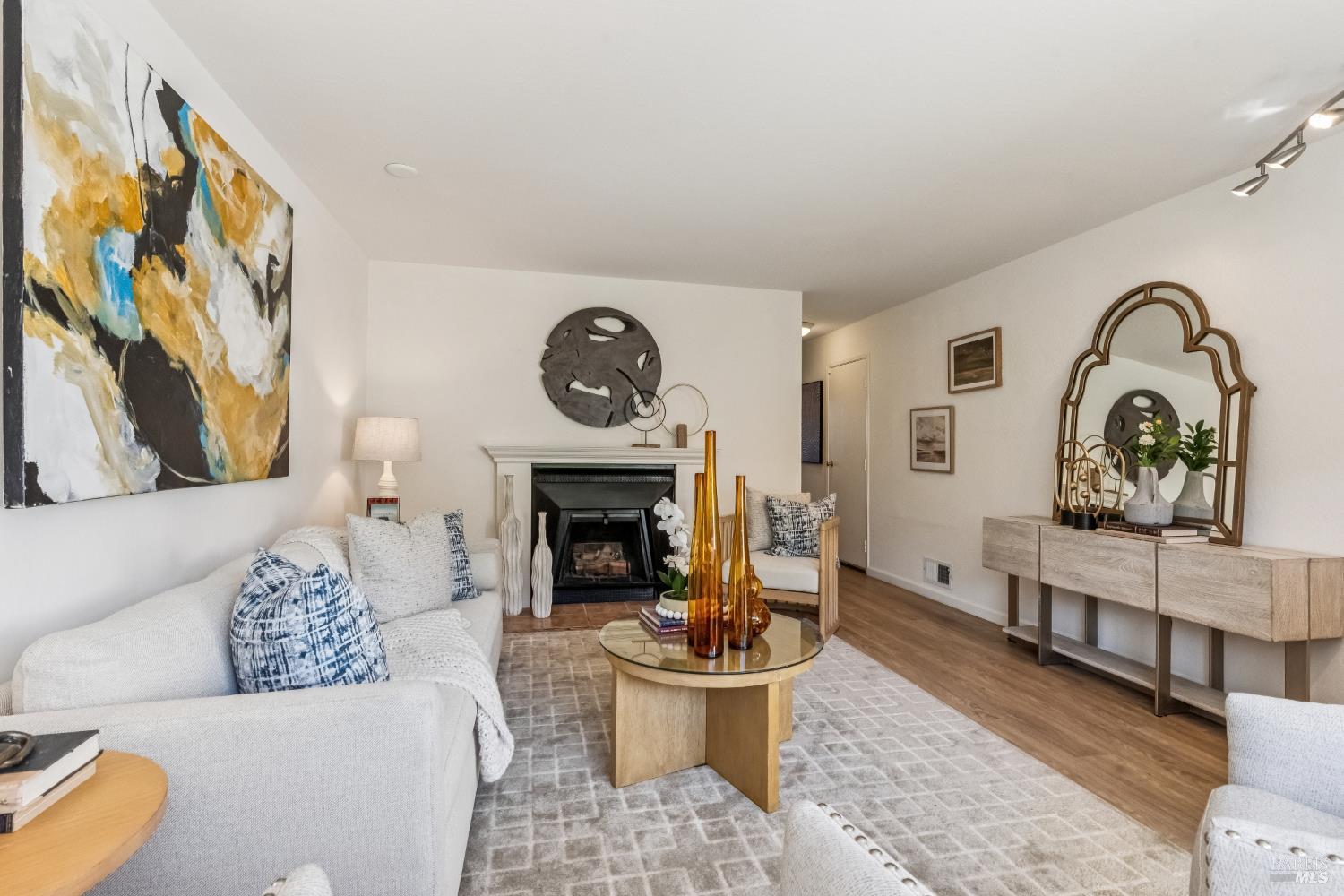 Detail Gallery Image 7 of 45 For 125 Mariner Green Ct, Corte Madera,  CA 94925 - 4 Beds | 2/1 Baths