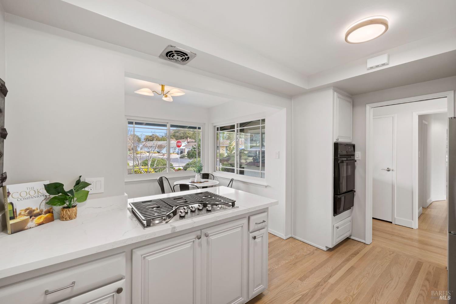 Detail Gallery Image 15 of 76 For 35 Corte Alta Unkn, Novato,  CA 94949 - 4 Beds | 2/1 Baths