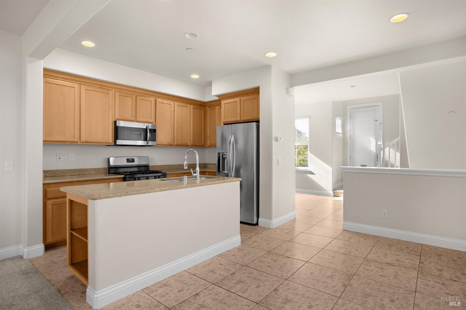 Detail Gallery Image 9 of 31 For 4069 Calloway Dr, Santa Rosa,  CA 95409 - 3 Beds | 3 Baths