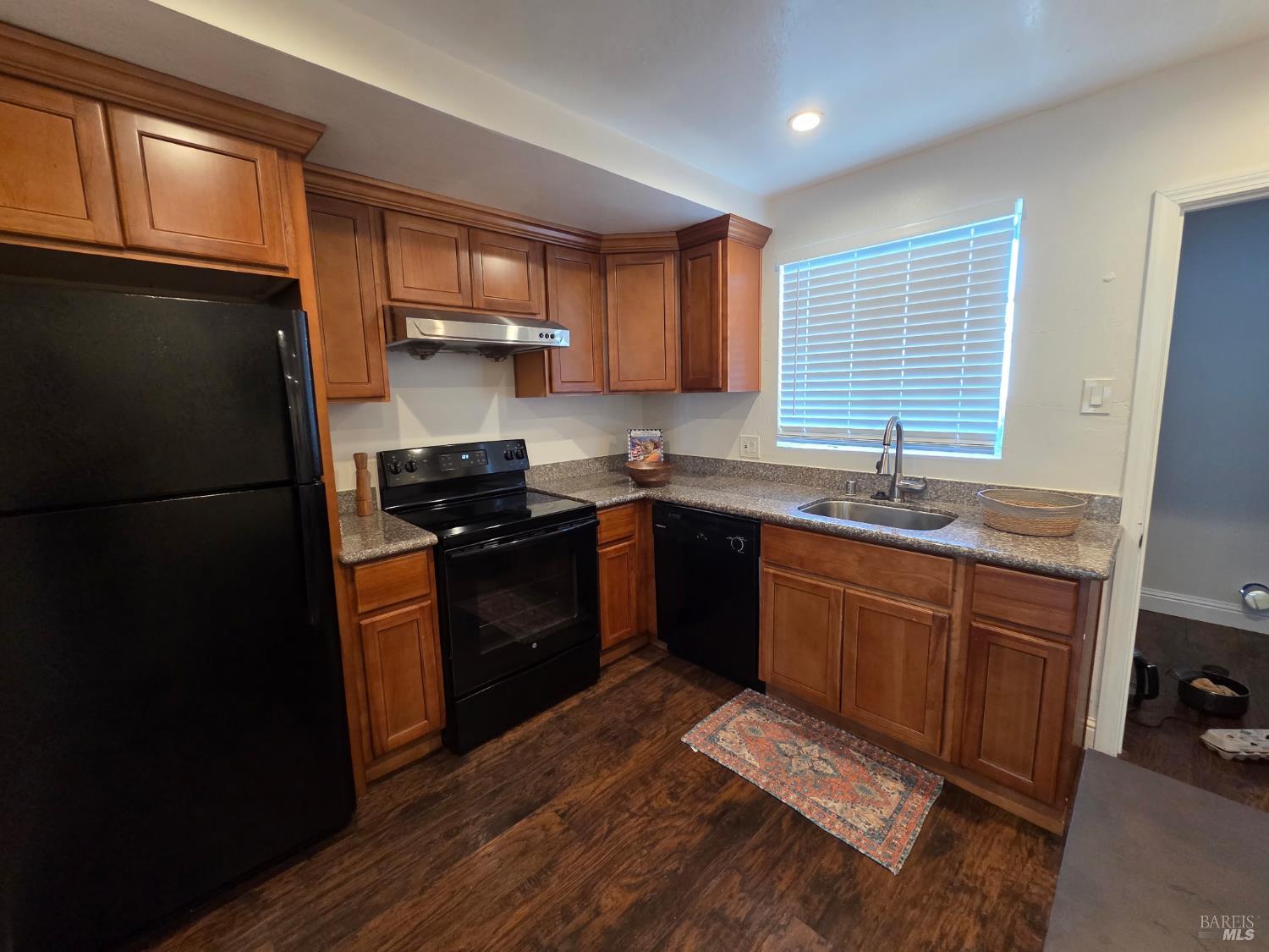 Detail Gallery Image 5 of 23 For 116 Encerti Ave, Vallejo,  CA 94589 - 2 Beds | 1 Baths