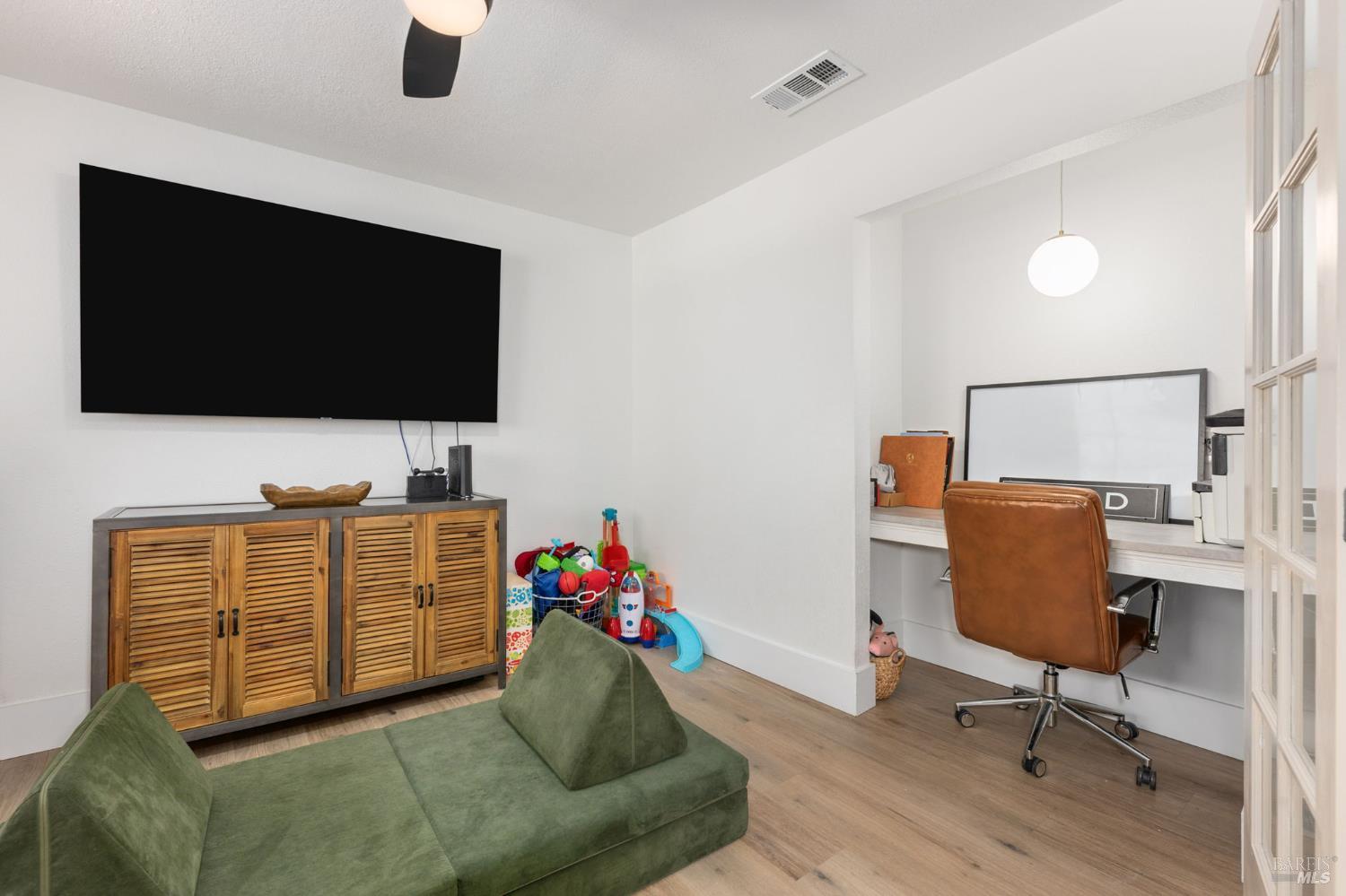 Detail Gallery Image 23 of 42 For 1150 Mulberry Ln, Dixon,  CA 95620 - 4 Beds | 2 Baths