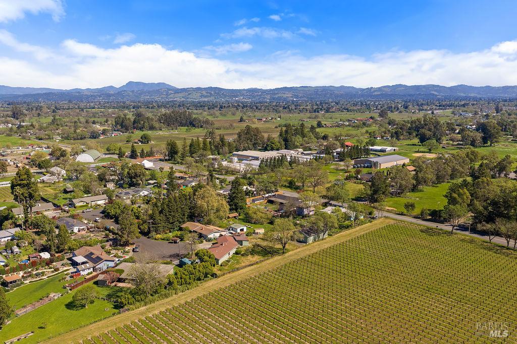 Detail Gallery Image 29 of 35 For 878 Pauline Ct, Santa Rosa,  CA 95401 - 3 Beds | 2 Baths