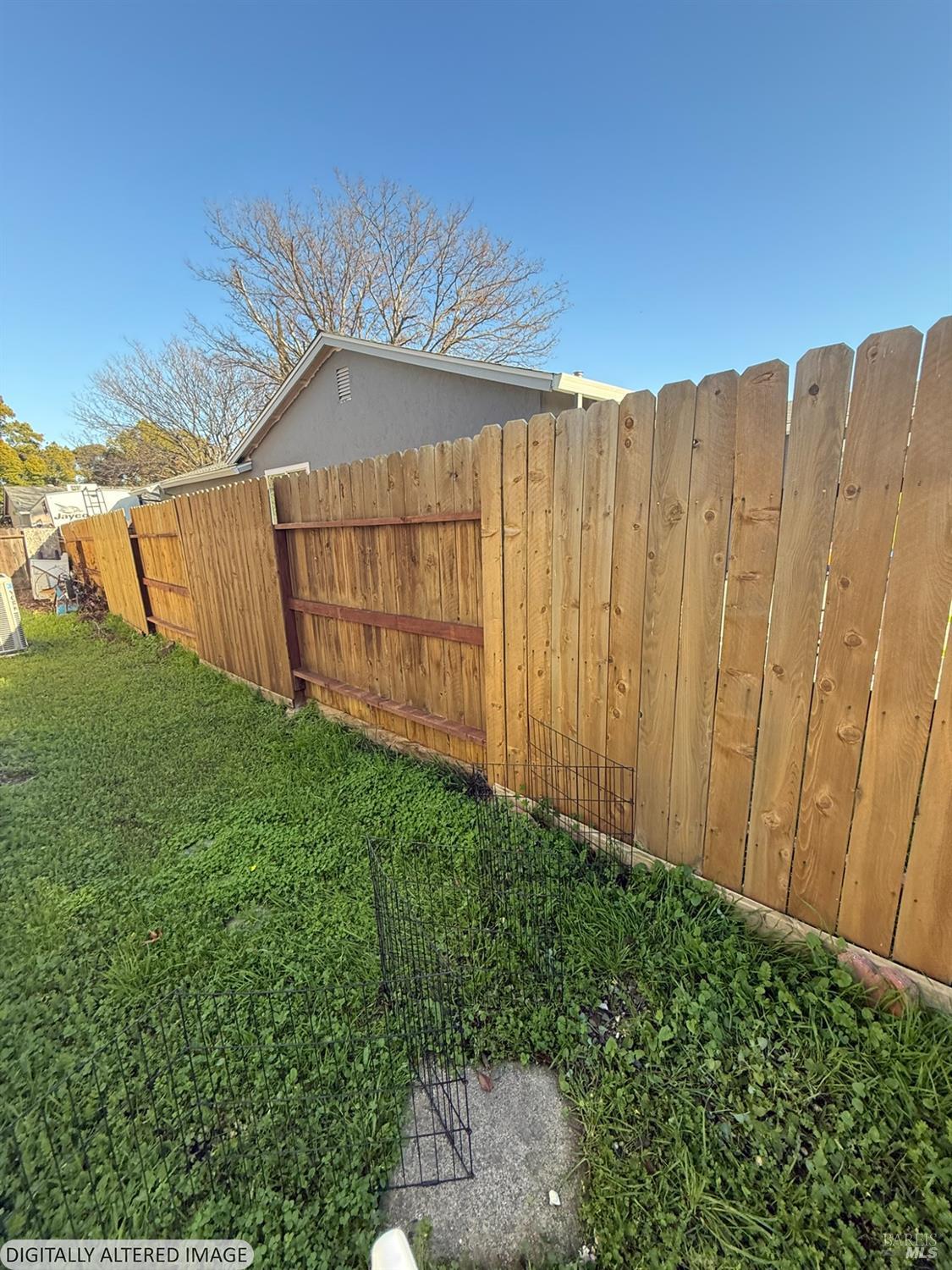 Detail Gallery Image 5 of 8 For 312 Spruce Ct, Vacaville,  CA 95687 - 4 Beds | 2 Baths