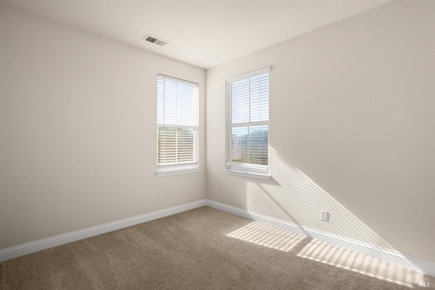 Detail Gallery Image 24 of 31 For 4069 Calloway Dr, Santa Rosa,  CA 95409 - 3 Beds | 3 Baths