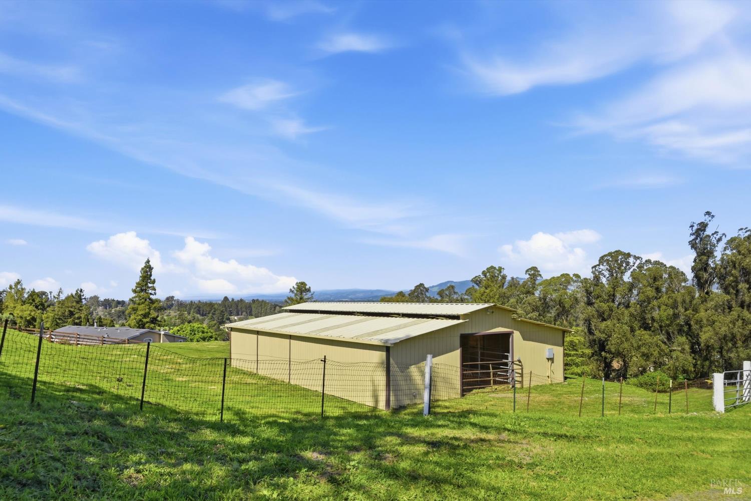 Detail Gallery Image 6 of 74 For 411 Highland Ave, Penngrove,  CA 94951 - 2 Beds | 1 Baths