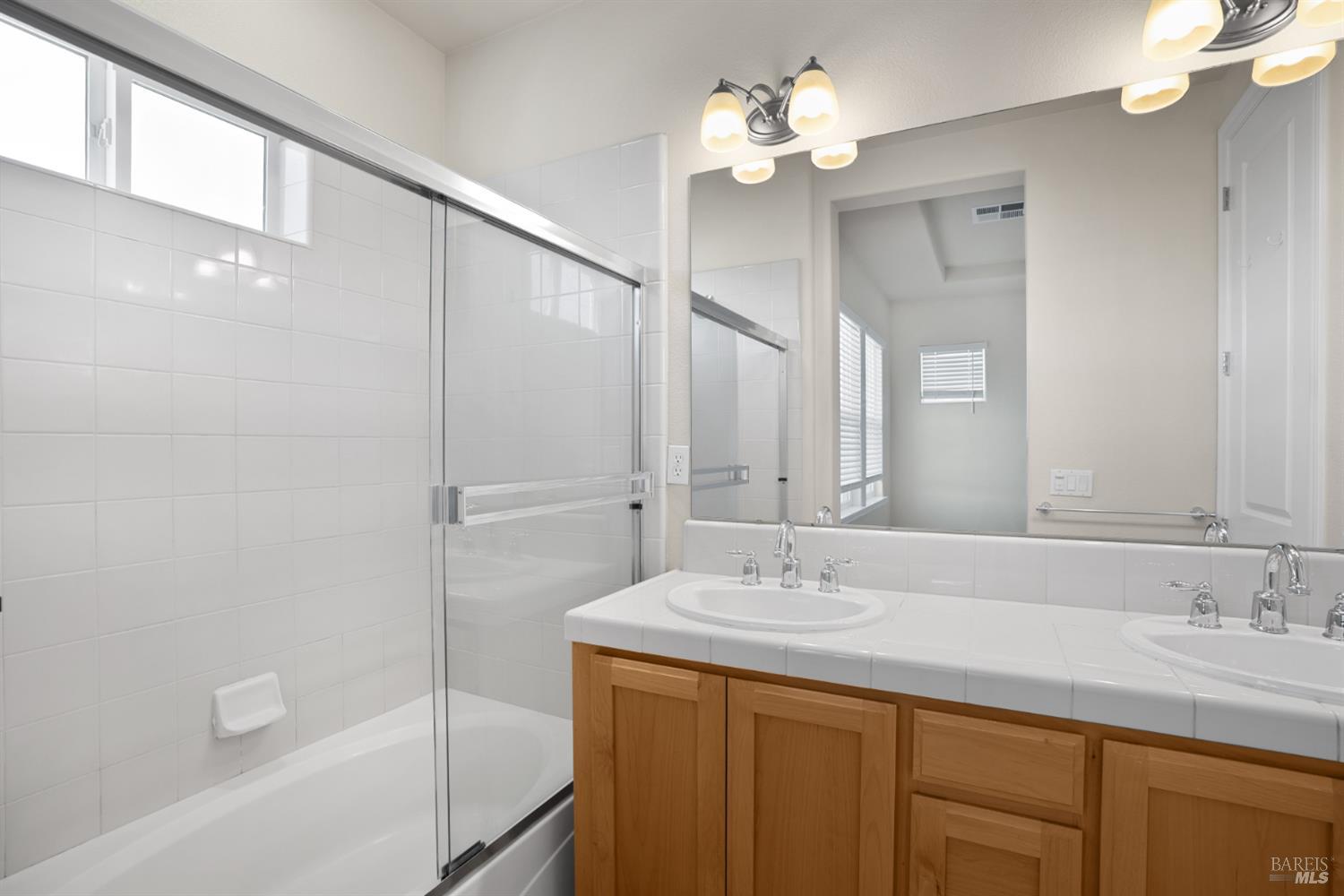 Detail Gallery Image 29 of 31 For 4069 Calloway Dr, Santa Rosa,  CA 95409 - 3 Beds | 3 Baths