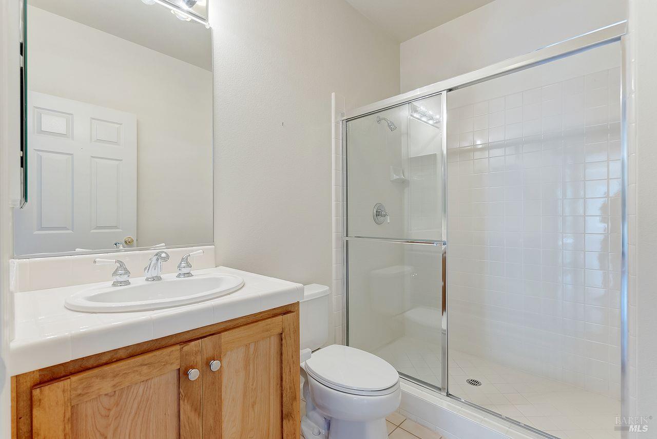 Detail Gallery Image 17 of 35 For 205 Saddle Wood Dr, Novato,  CA 94945 - 4 Beds | 3/1 Baths