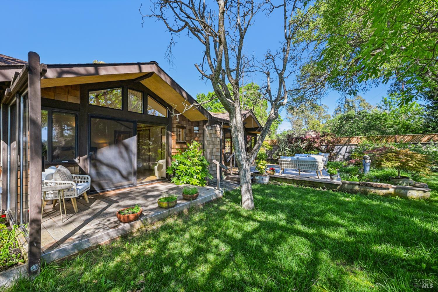 Detail Gallery Image 46 of 60 For 1460 Felder Rd, Sonoma,  CA 95476 - 2 Beds | 2/1 Baths