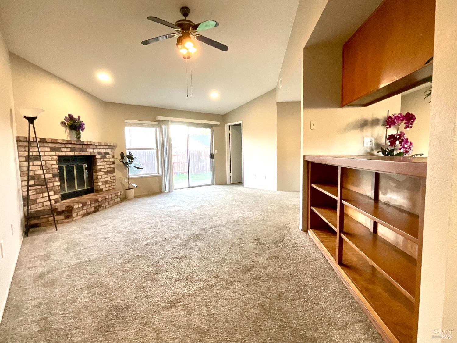 Detail Gallery Image 2 of 15 For 1454 Monitor Ave, Suisun City,  CA 94585 - 3 Beds | 2 Baths