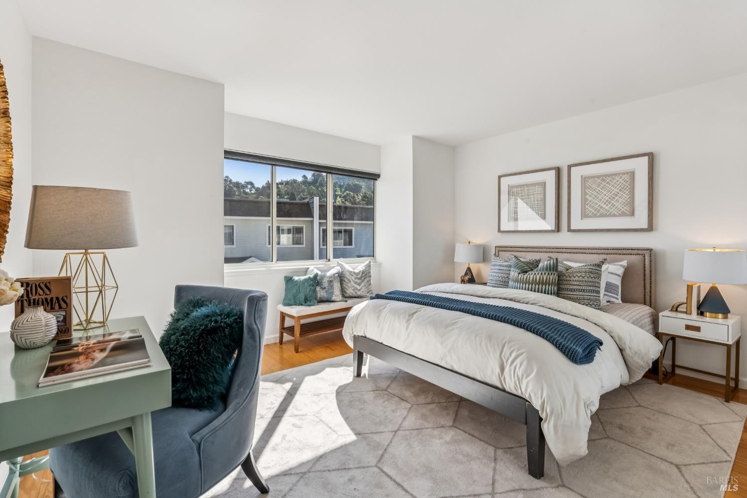 Detail Gallery Image 23 of 45 For 125 Mariner Green Ct, Corte Madera,  CA 94925 - 4 Beds | 2/1 Baths