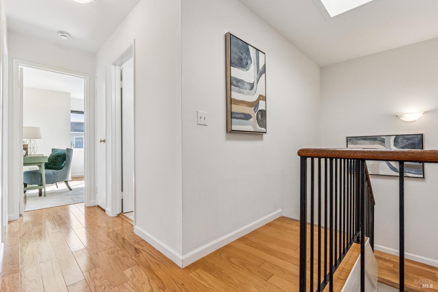 Detail Gallery Image 22 of 45 For 125 Mariner Green Ct, Corte Madera,  CA 94925 - 4 Beds | 2/1 Baths