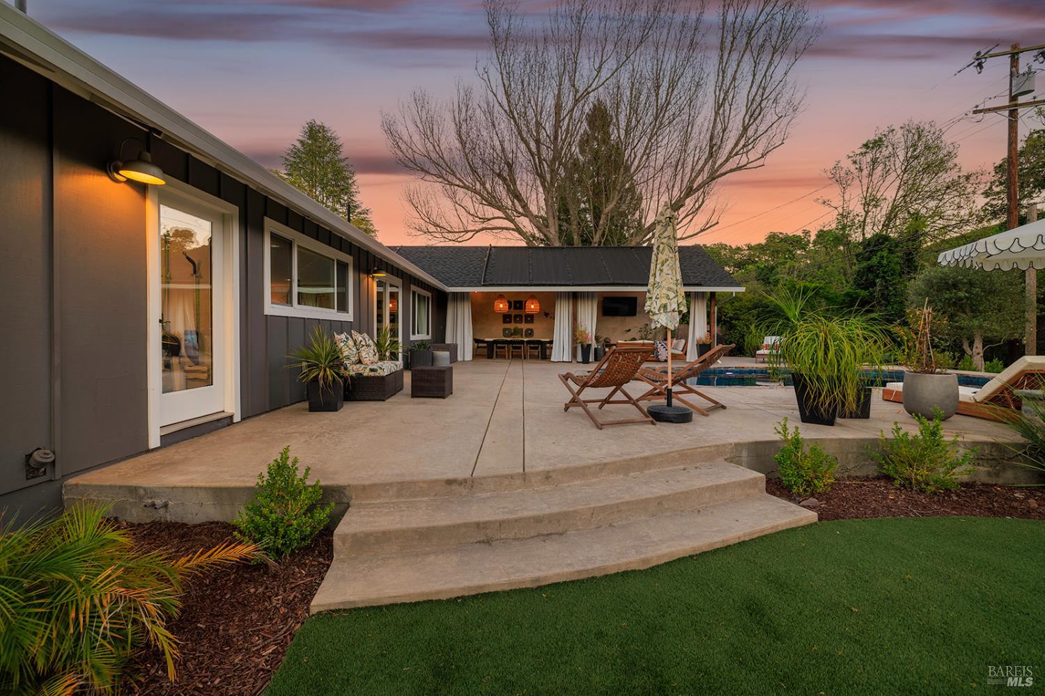 Detail Gallery Image 54 of 69 For 5846 Monte Verde Dr, Santa Rosa,  CA 95409 - 4 Beds | 2/1 Baths