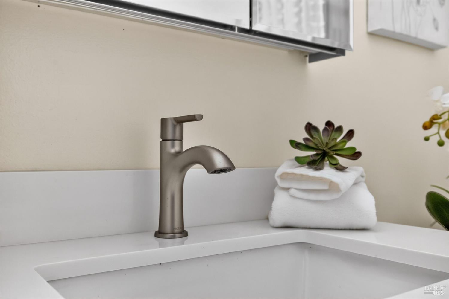 Detail Gallery Image 23 of 30 For 300 Stony Point Rd #139,  Santa Rosa,  CA 95401 - 1 Beds | 1 Baths