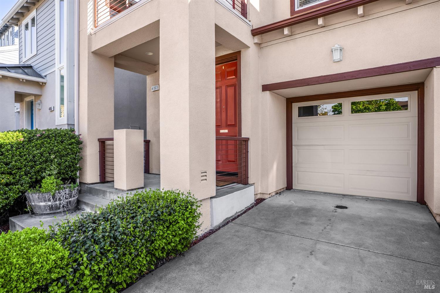 Detail Gallery Image 3 of 31 For 4069 Calloway Dr, Santa Rosa,  CA 95409 - 3 Beds | 3 Baths