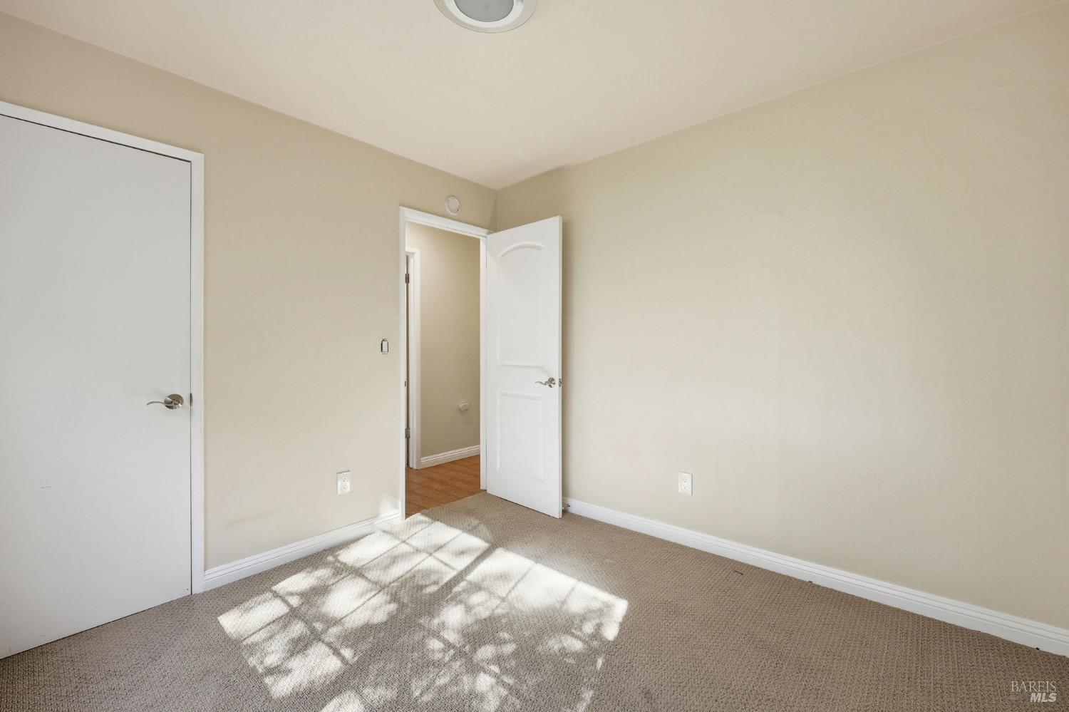 Detail Gallery Image 23 of 95 For 4305 Petaluma Hill Rd, Santa Rosa,  CA 95404 - 3 Beds | 2 Baths