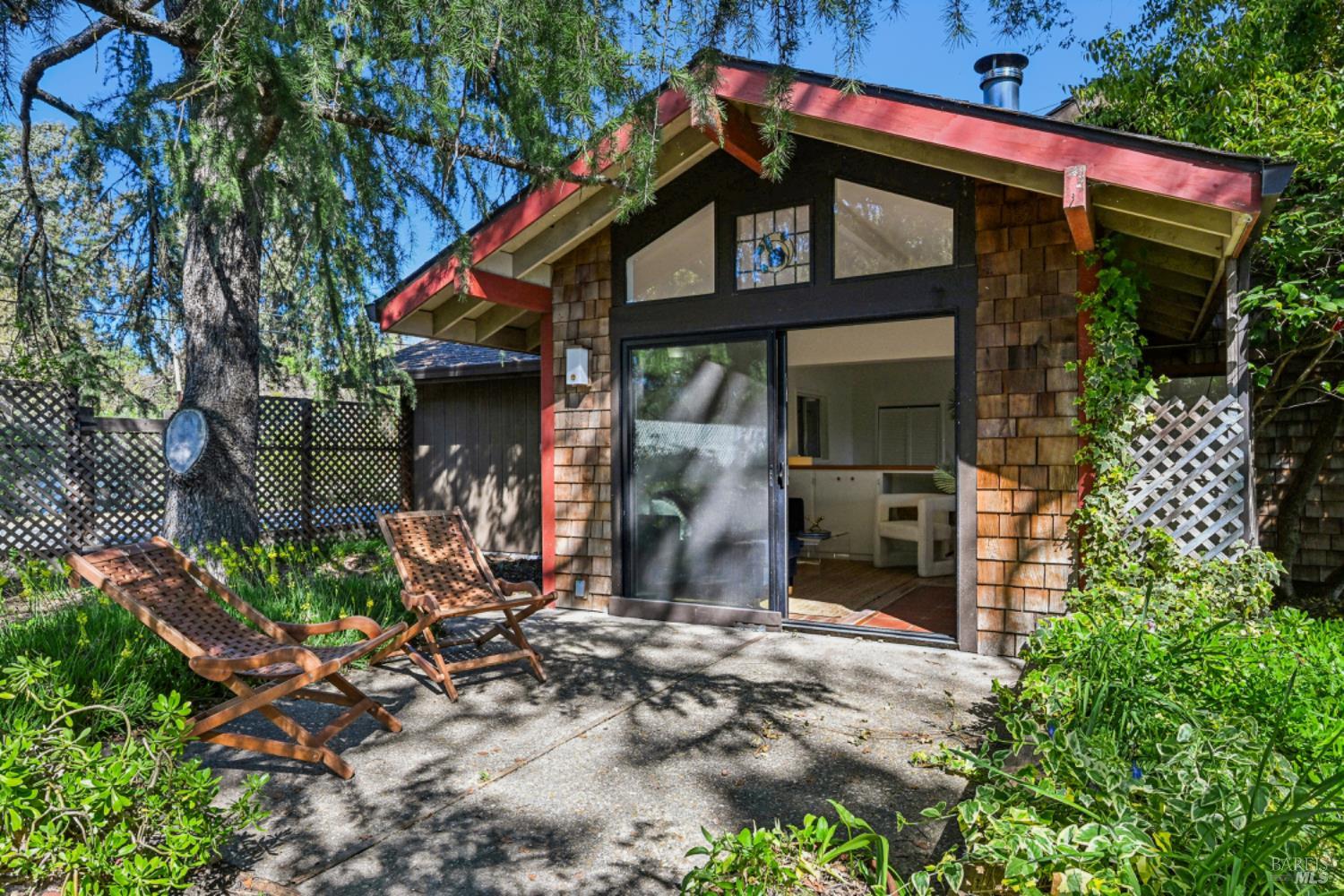 Detail Gallery Image 35 of 60 For 1460 Felder Rd, Sonoma,  CA 95476 - 2 Beds | 2/1 Baths