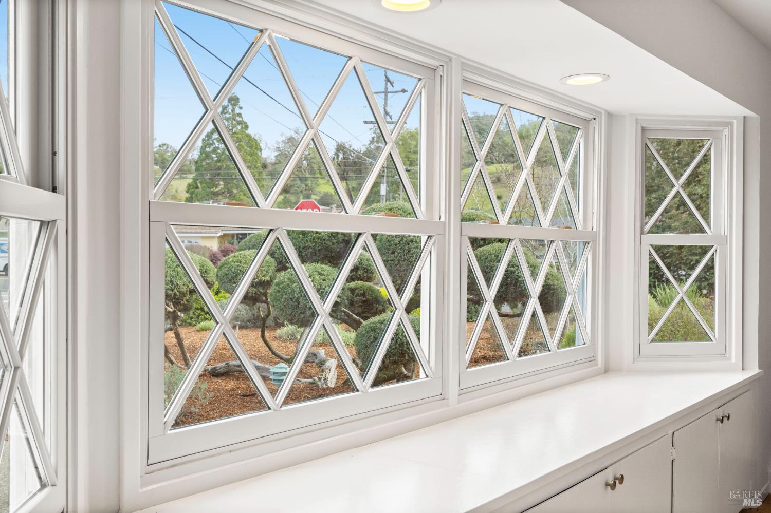 Detail Gallery Image 22 of 76 For 35 Corte Alta Unkn, Novato,  CA 94949 - 4 Beds | 2/1 Baths