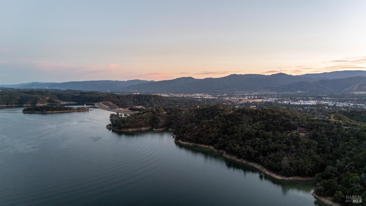 Detail Gallery Image 52 of 52 For 4561 Lake Ridge Rd, Ukiah,  CA 95482 - 4 Beds | 2/1 Baths