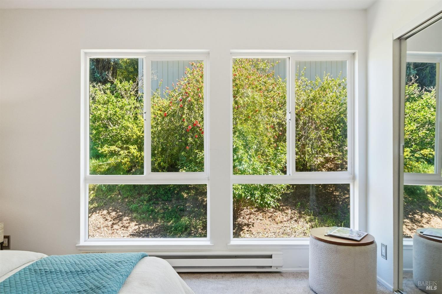 Detail Gallery Image 25 of 35 For 10 Professional Center Pkwy #1,  San Rafael,  CA 94903 - 2 Beds | 1/1 Baths