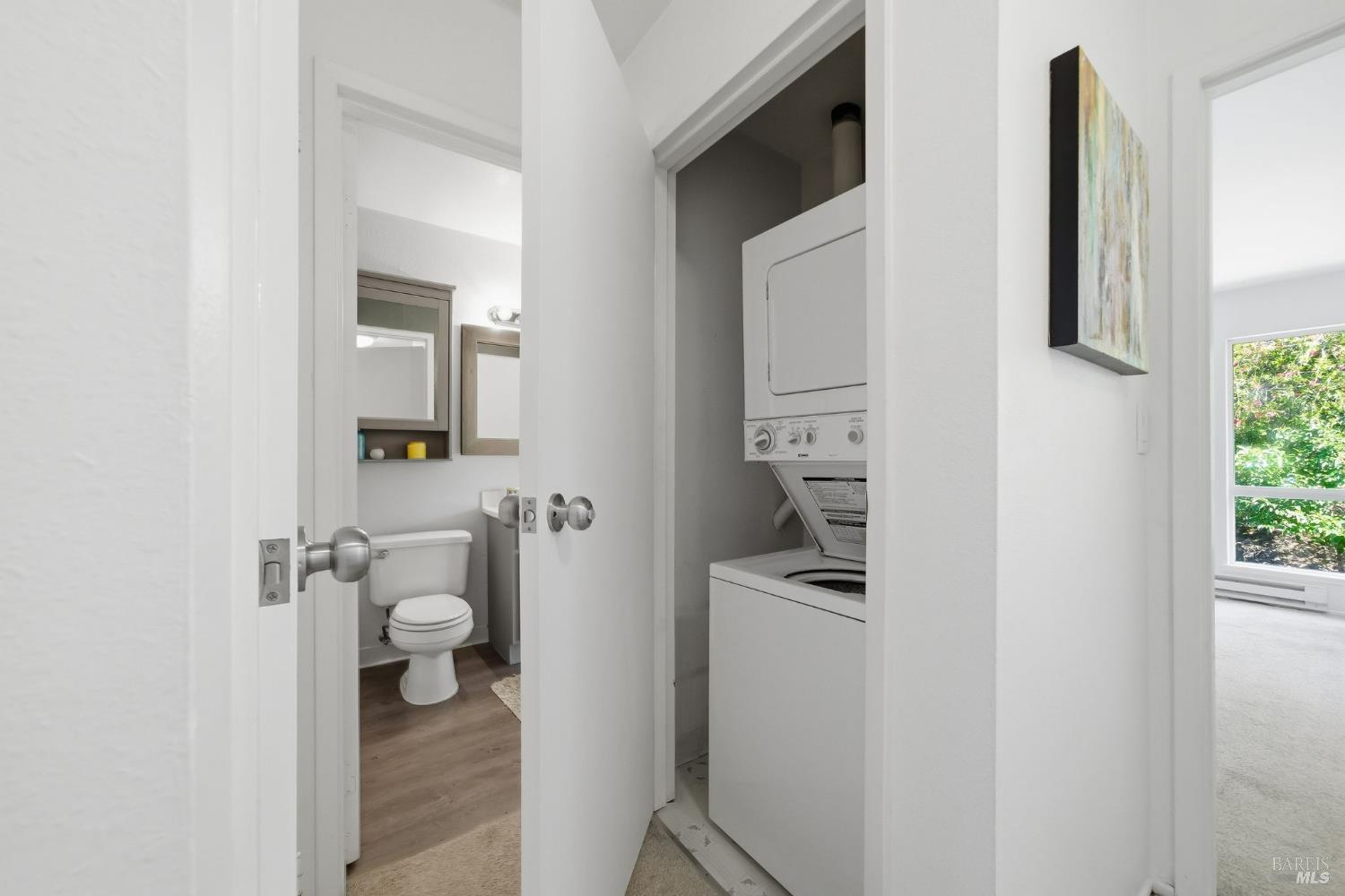 Detail Gallery Image 28 of 35 For 10 Professional Center Pkwy #1,  San Rafael,  CA 94903 - 2 Beds | 1/1 Baths