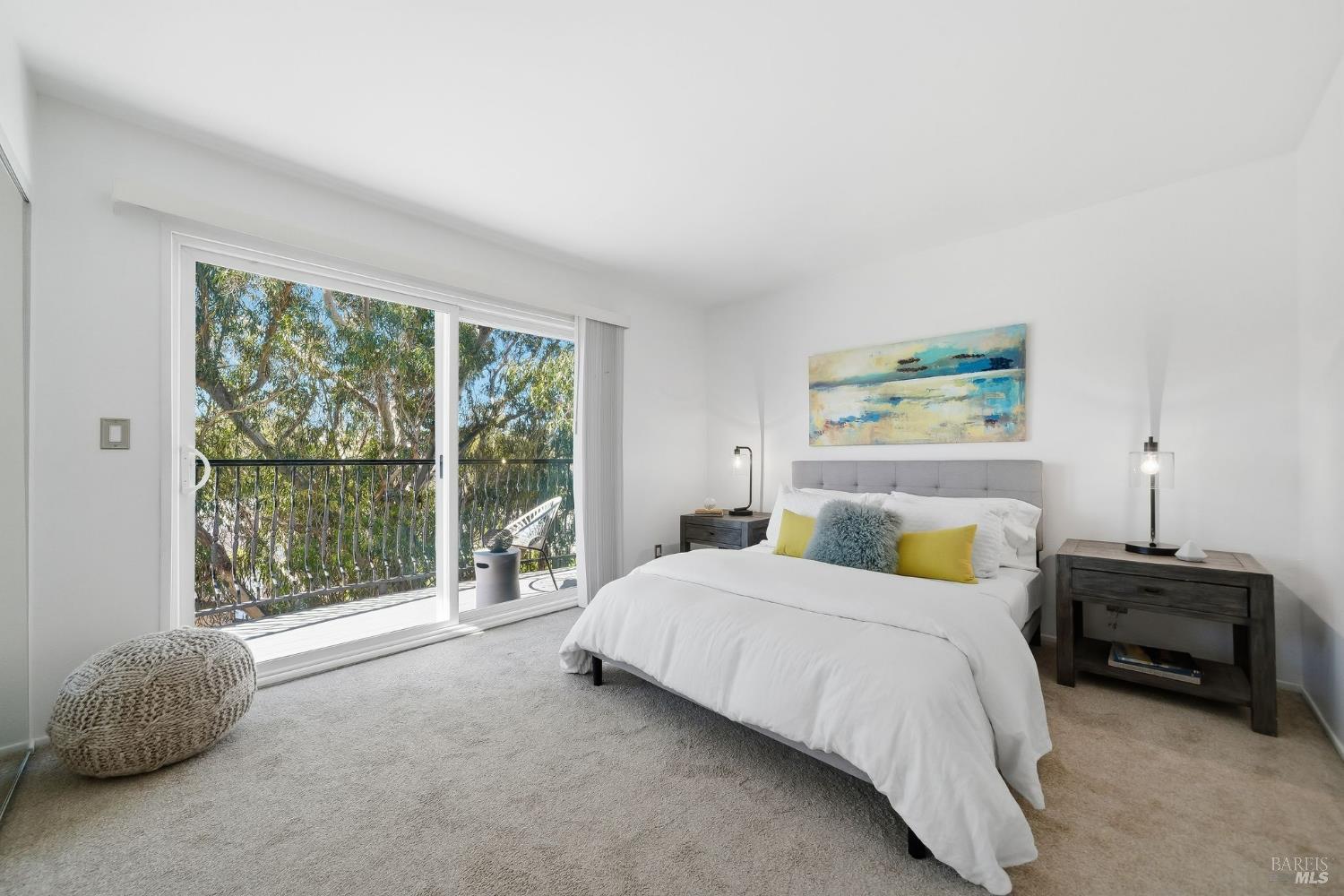 Detail Gallery Image 17 of 35 For 10 Professional Center Pkwy #1,  San Rafael,  CA 94903 - 2 Beds | 1/1 Baths