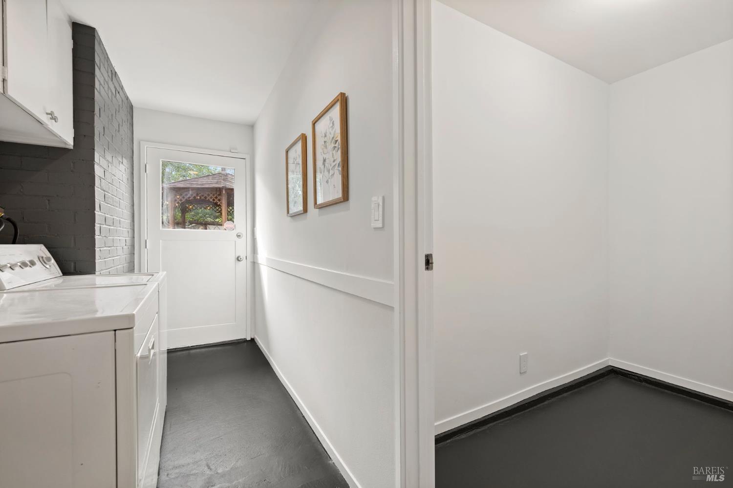 Detail Gallery Image 27 of 76 For 35 Corte Alta Unkn, Novato,  CA 94949 - 4 Beds | 2/1 Baths