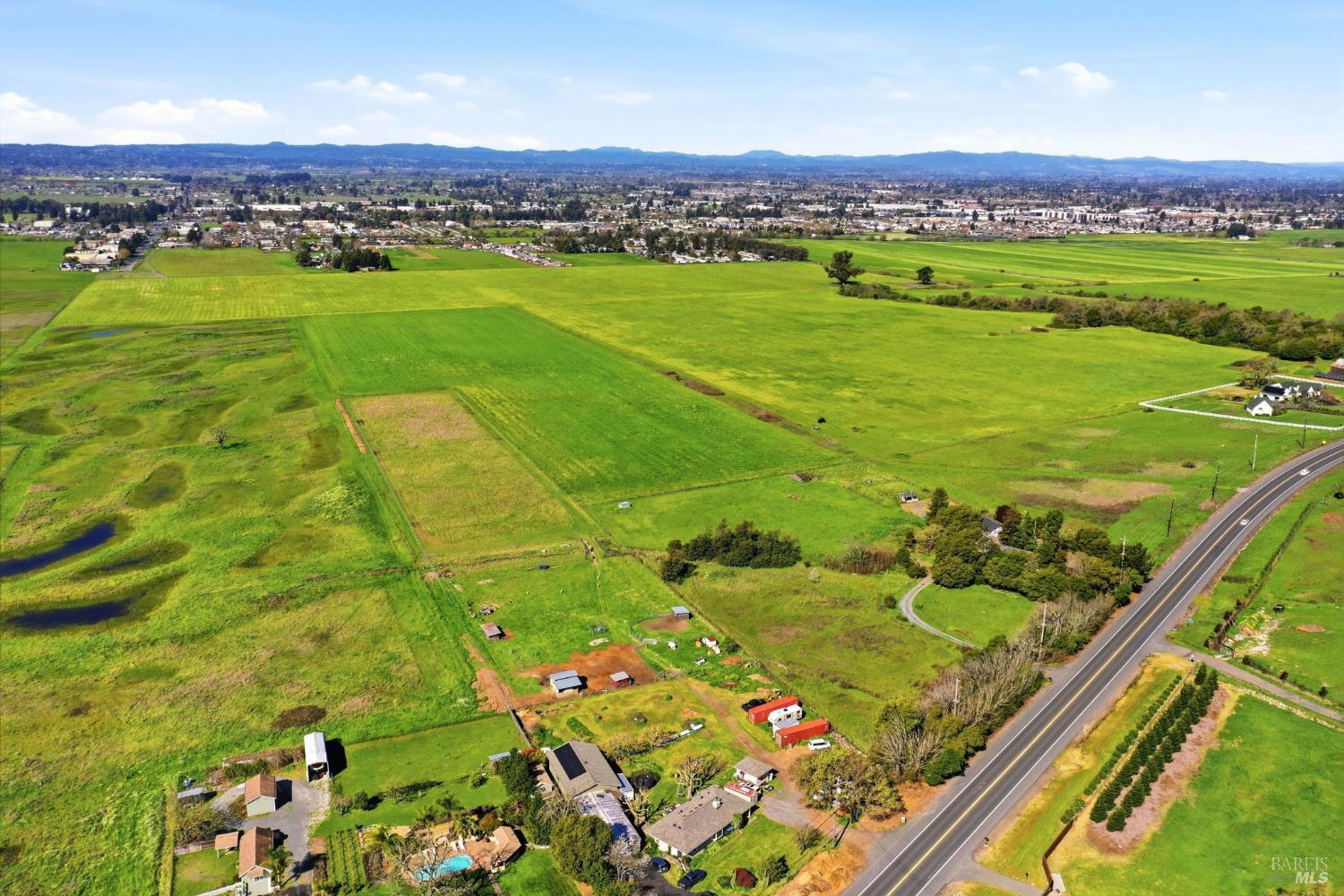 Detail Gallery Image 91 of 95 For 4305 Petaluma Hill Rd, Santa Rosa,  CA 95404 - 3 Beds | 2 Baths