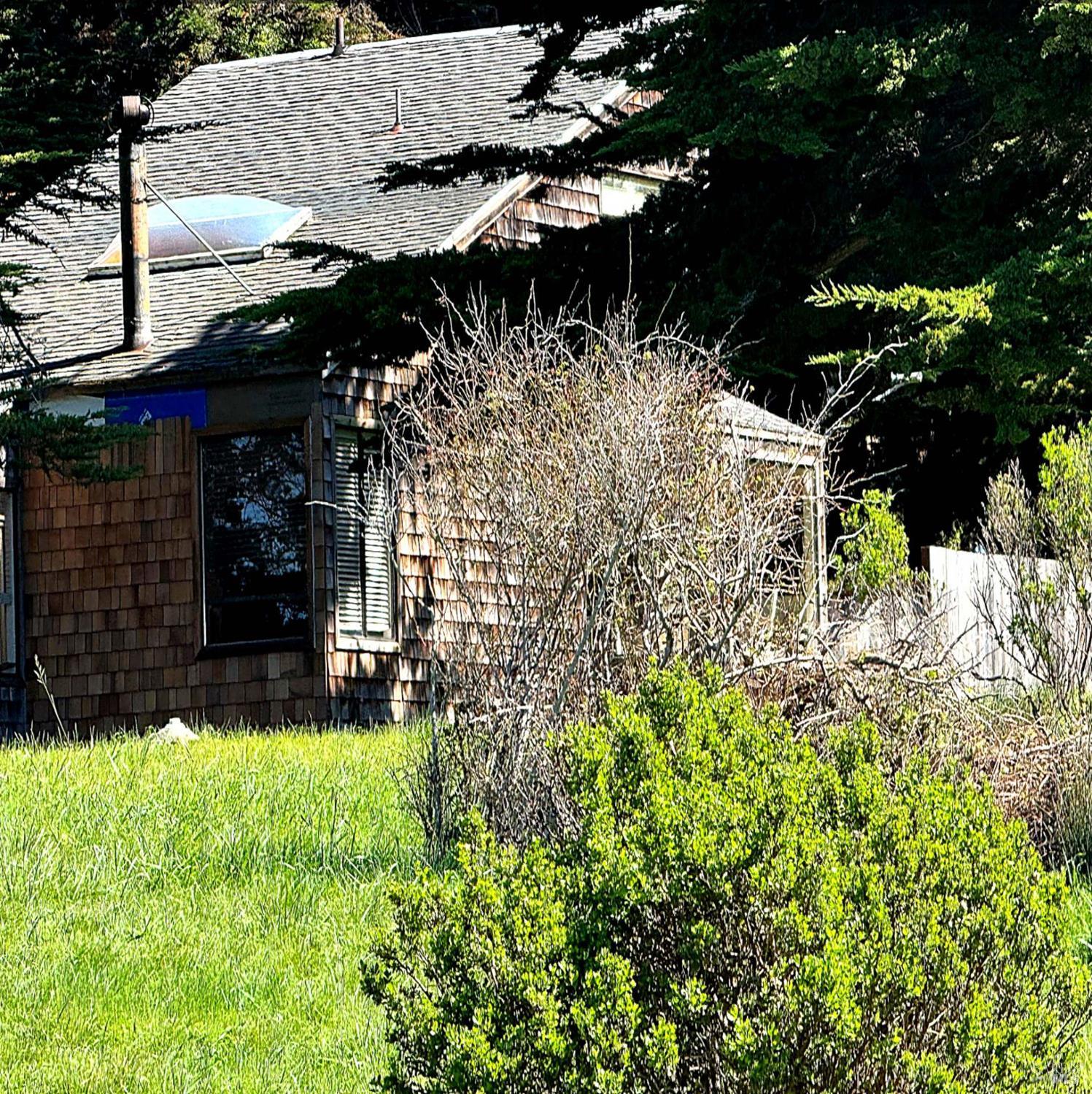 Detail Gallery Image 13 of 15 For 39654 Leeward Rd, The Sea Ranch,  CA 95497 - 2 Beds | 1 Baths