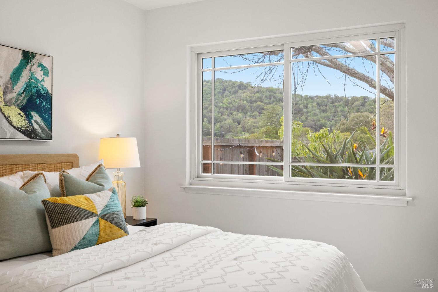 Detail Gallery Image 35 of 76 For 35 Corte Alta Unkn, Novato,  CA 94949 - 4 Beds | 2/1 Baths