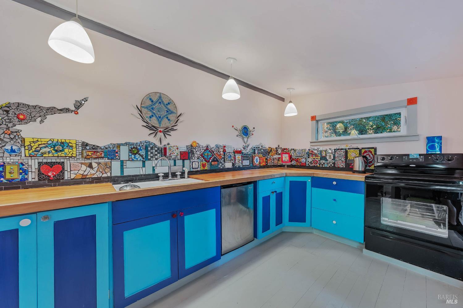 Detail Gallery Image 19 of 38 For 14073 Konocti St, Clearlake,  CA 95422 - 2 Beds | 1 Baths